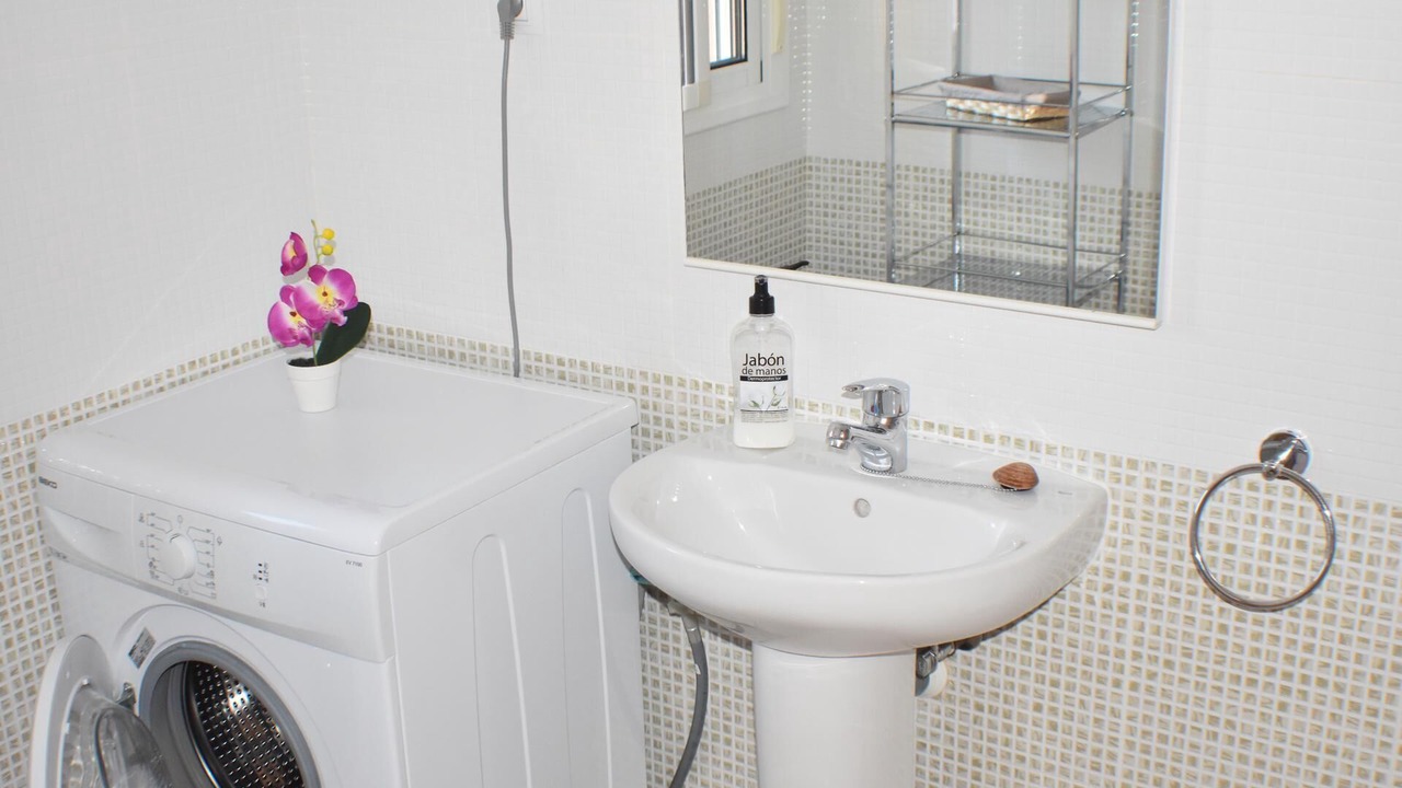 Photo of Bathroom in Camarles