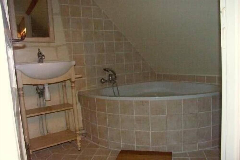 Photo of Bathroom in Chambourg-sur-Indre
