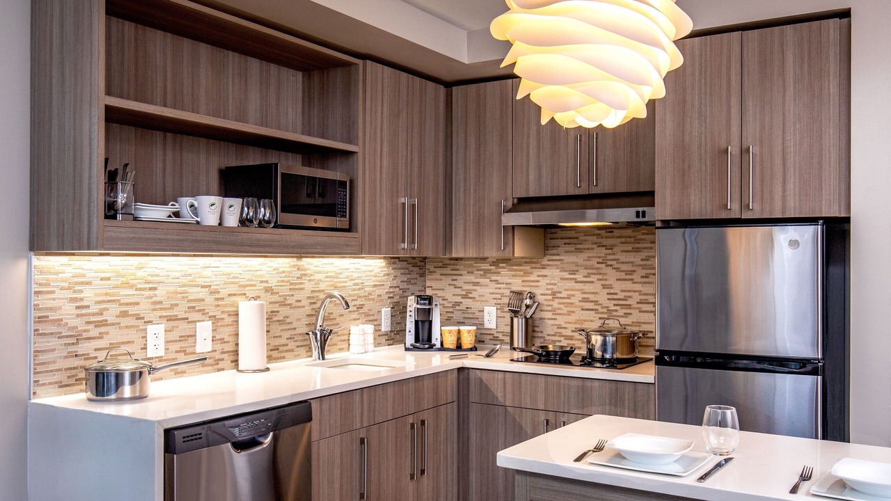 Photo of Kitchen in Coliseum Central