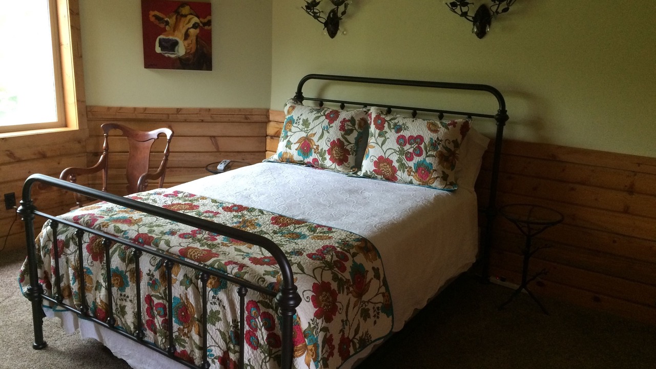 Photo of Bedroom in Victor