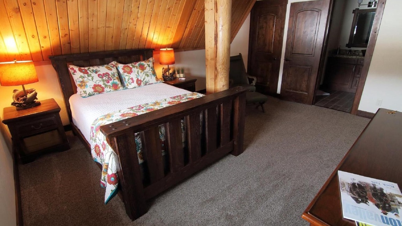 Photo of Bedroom in Victor