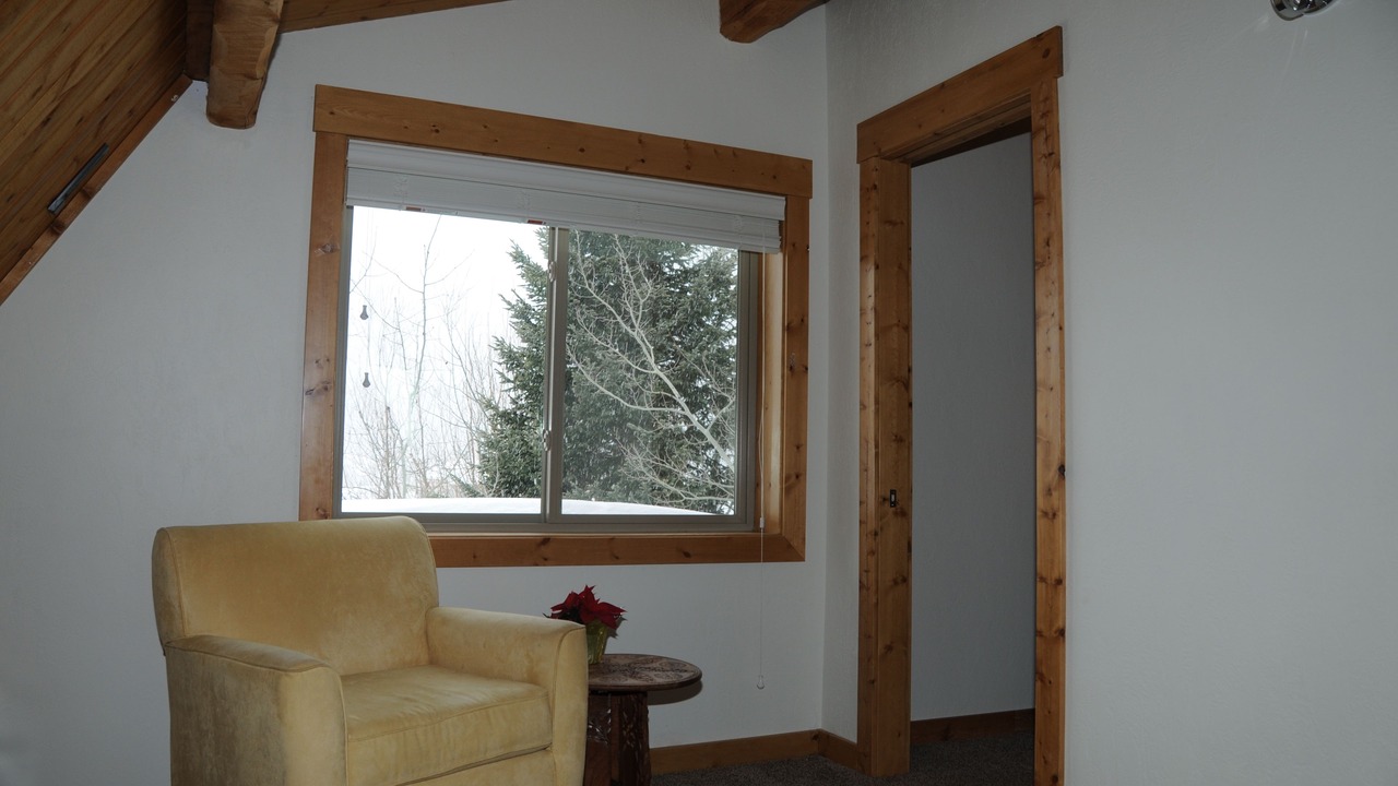 Photo of Others in Victor