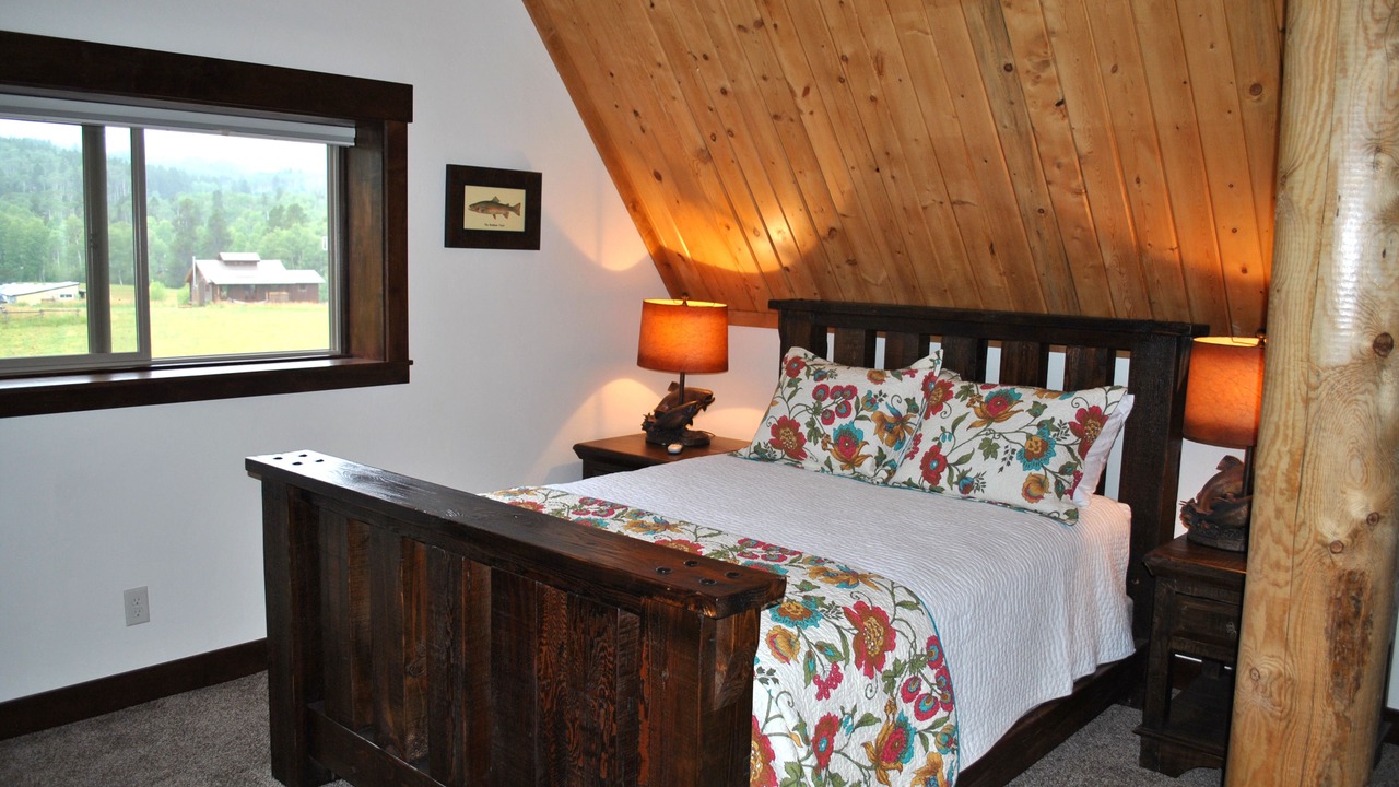 Photo of Bedroom in Victor