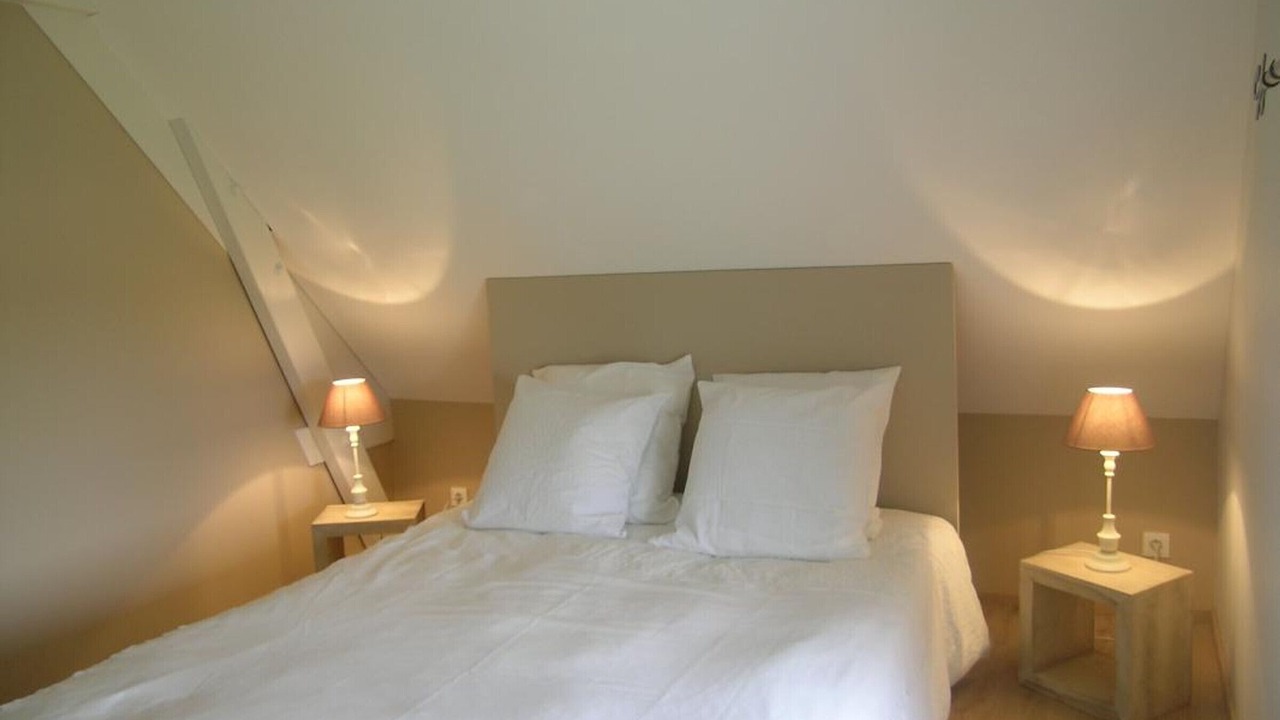 Photo of Others in Cindre