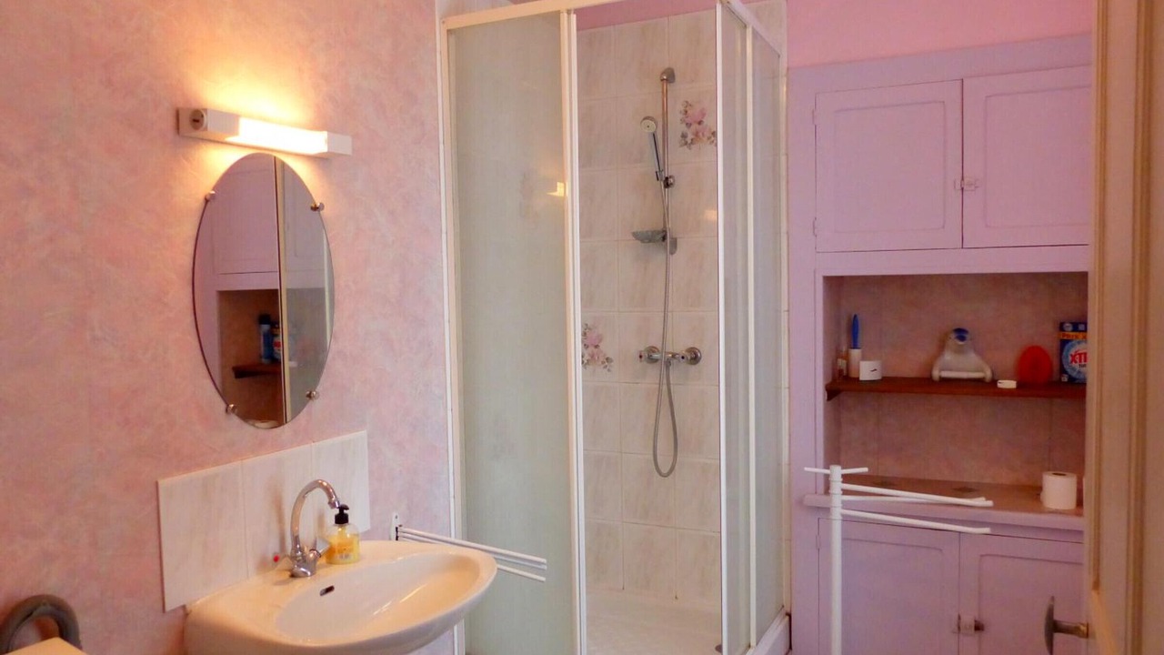 Photo of Bathroom in Maillet