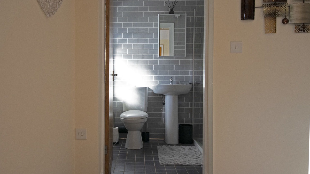 Photo of Bathroom in Thornton Hough