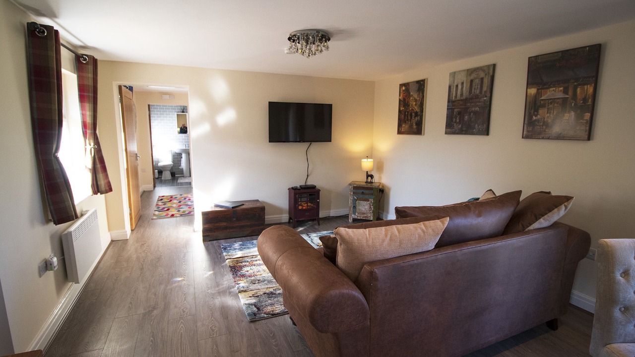 Photo of Others in Thornton Hough