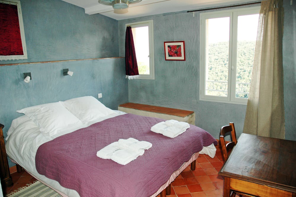 Photo of Bedroom in Babeau-Bouldoux