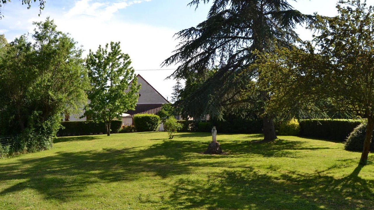 Photo of Outdoor in Saint-Pourcain-sur-Sioule