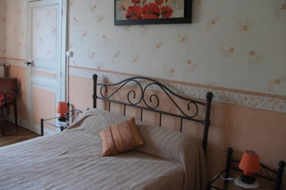 Photo of Bedroom in Verneix