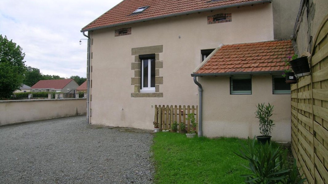 Photo of Outdoor in Verneix