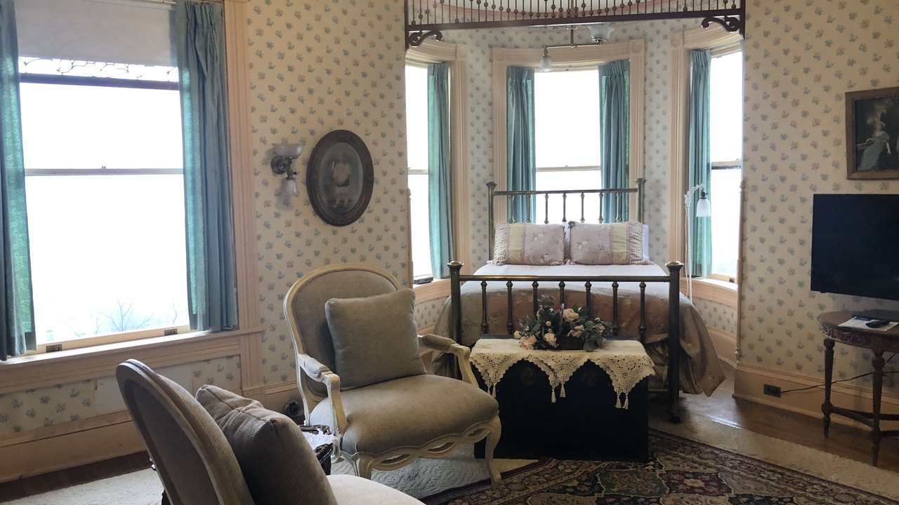 Photo of Bedroom in Dubuque