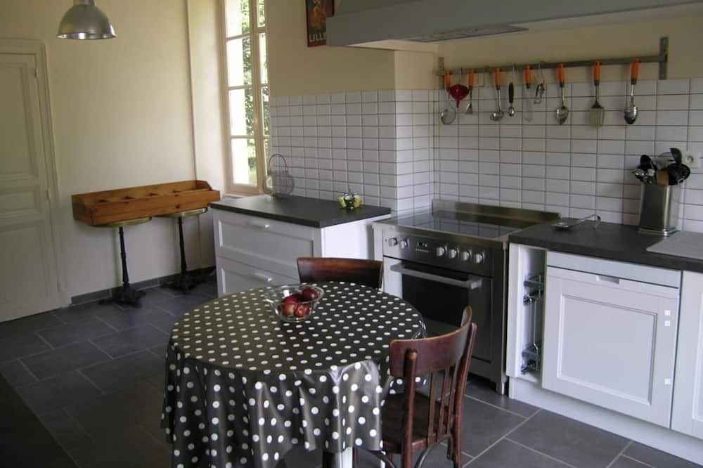 Photo of Kitchen in Cerilly