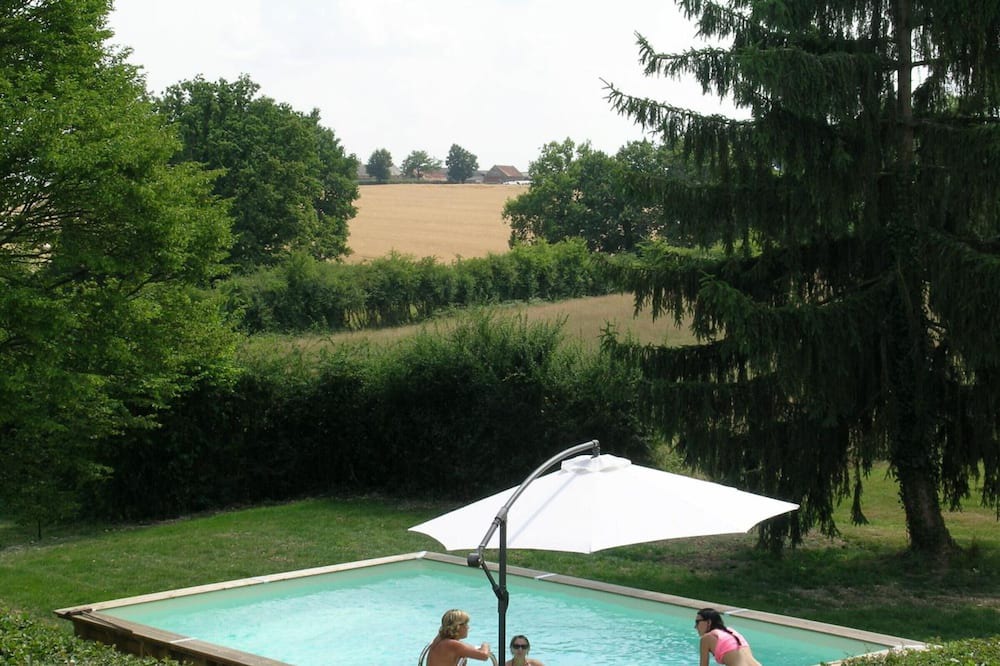 Photo of Outdoor in Cerilly