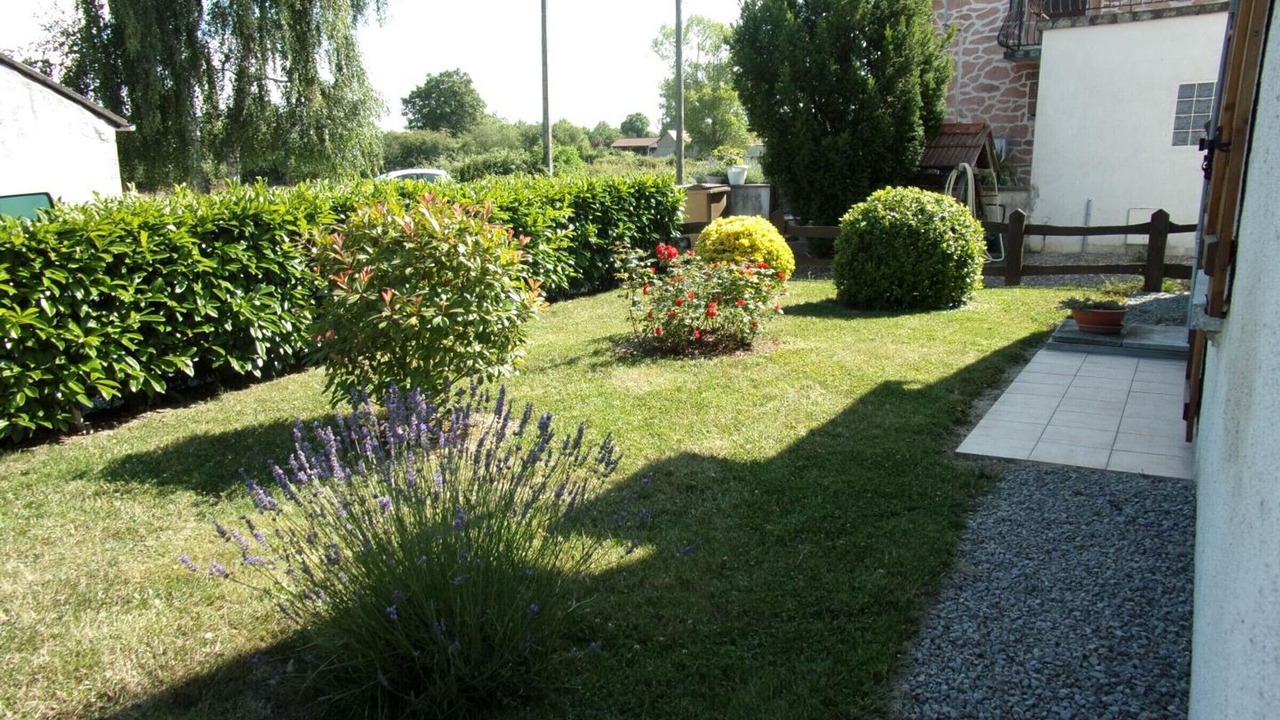 Photo of Outdoor in Verneix