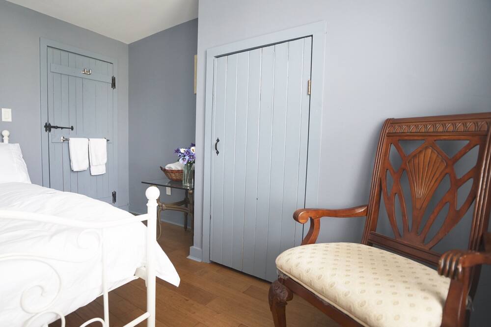 Photo of Bedroom in Niagara Falls