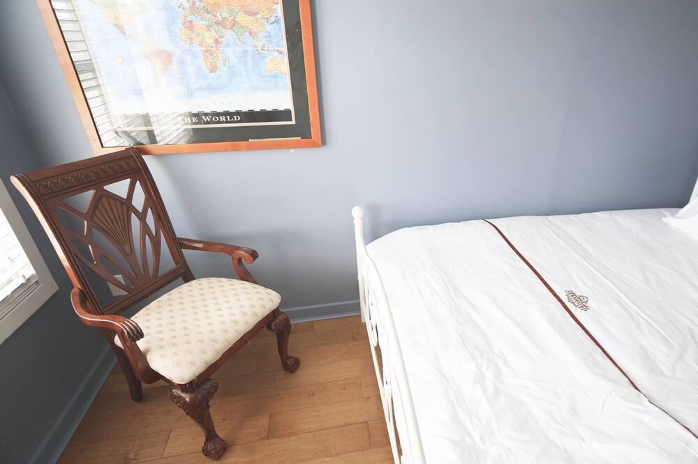 Photo of Bedroom in Niagara Falls