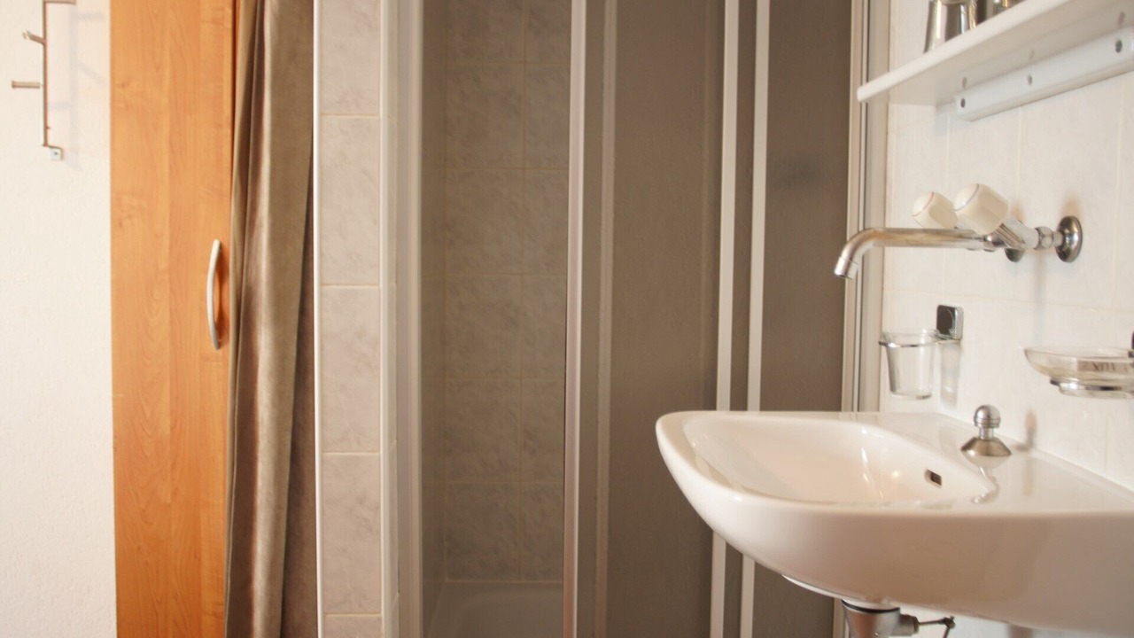Photo of Bathroom in Plainpalais