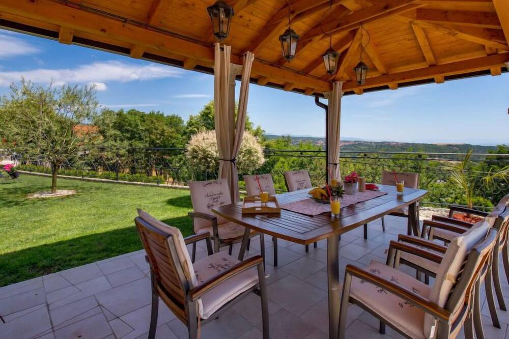Photo of Patio Balcony in Viskovo