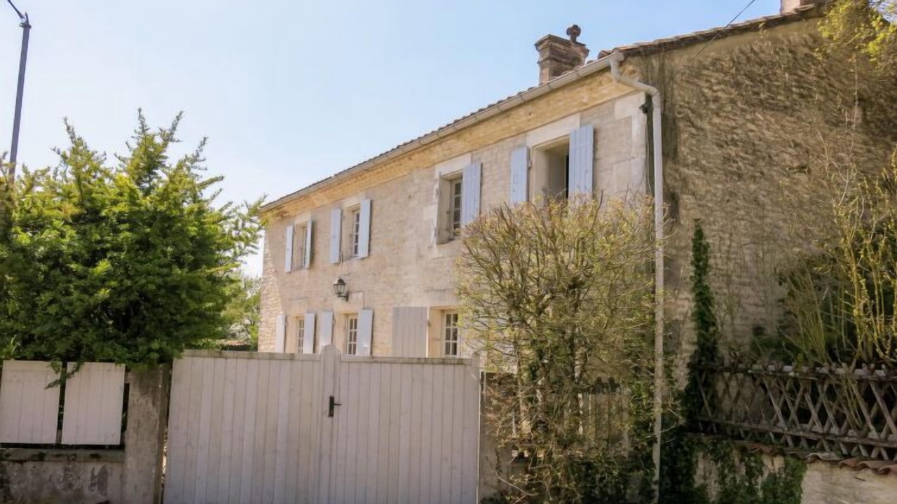 Photo of Outdoor in Aumagne