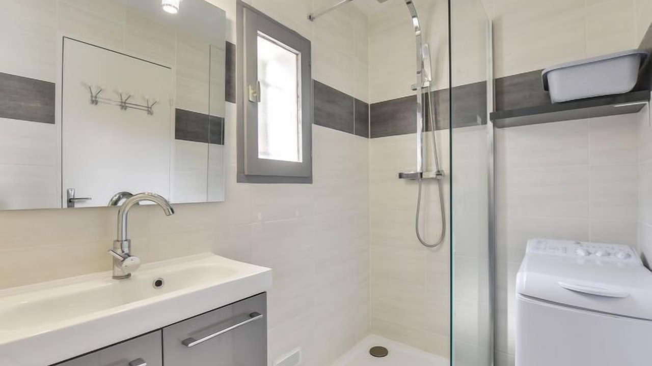 Photo of Bathroom in Le Barcares