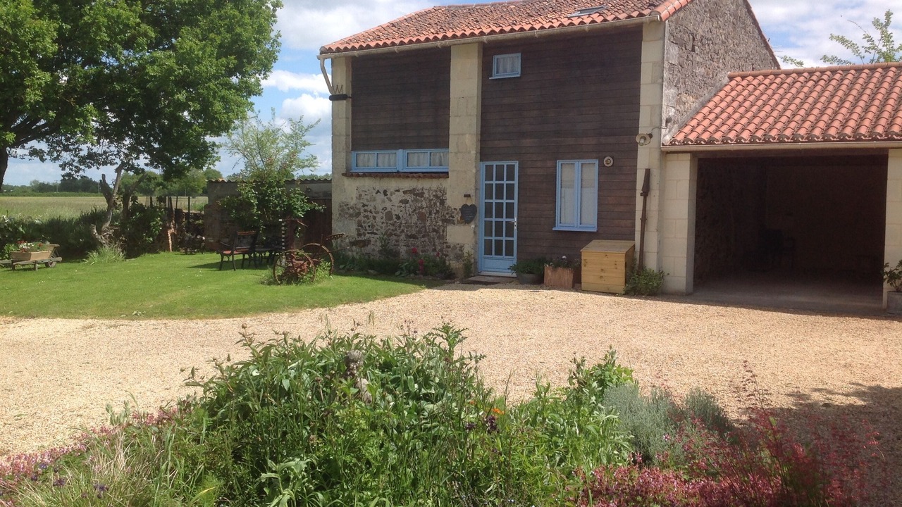 Photo of Outdoor in Cersay