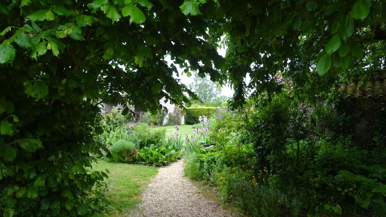Photo of Outdoor in Cersay