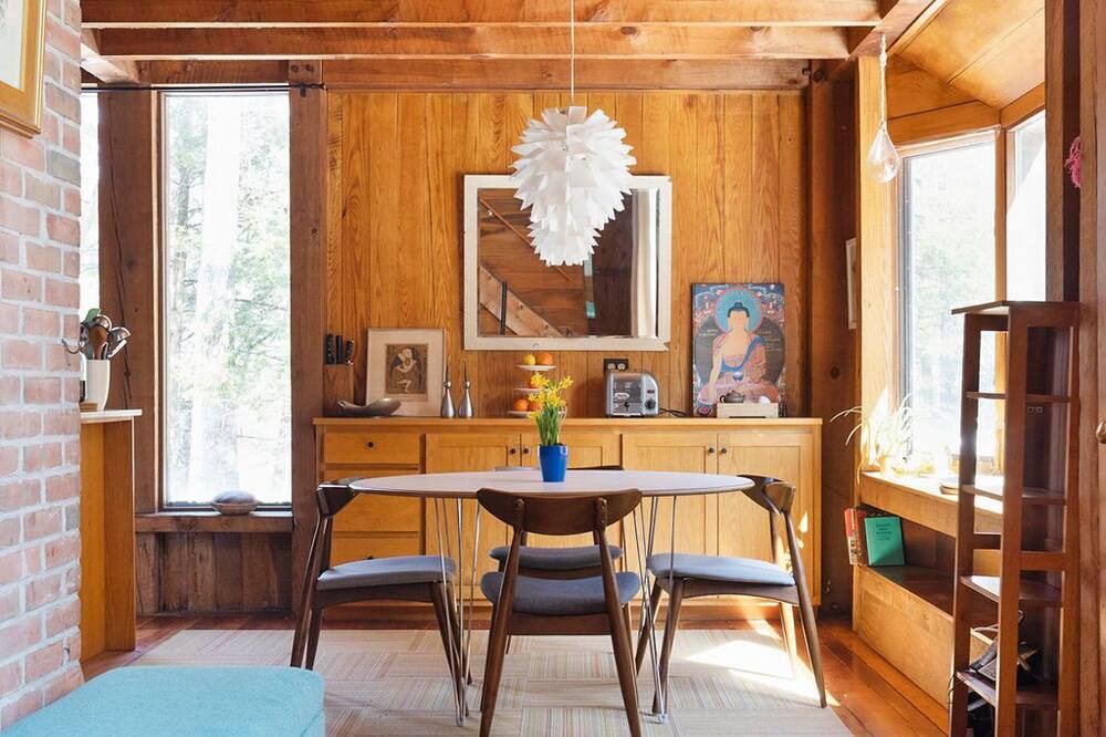 Photo of Livingroom in Bearsville