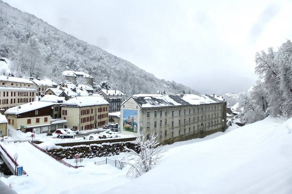 Photo of Outdoor in Sers