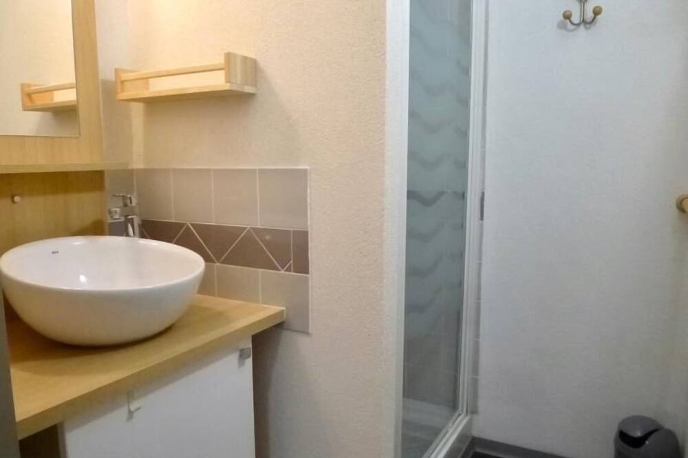 Photo of Bathroom in Sers