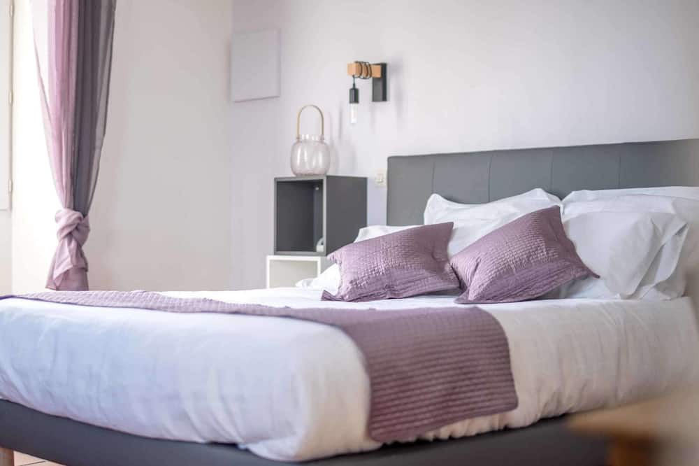 Photo of Bedroom in Lescure-dAlbigeois