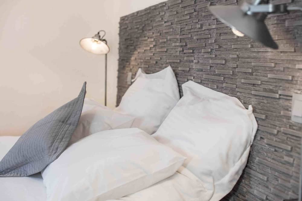 Photo of Bedroom in Lescure-dAlbigeois