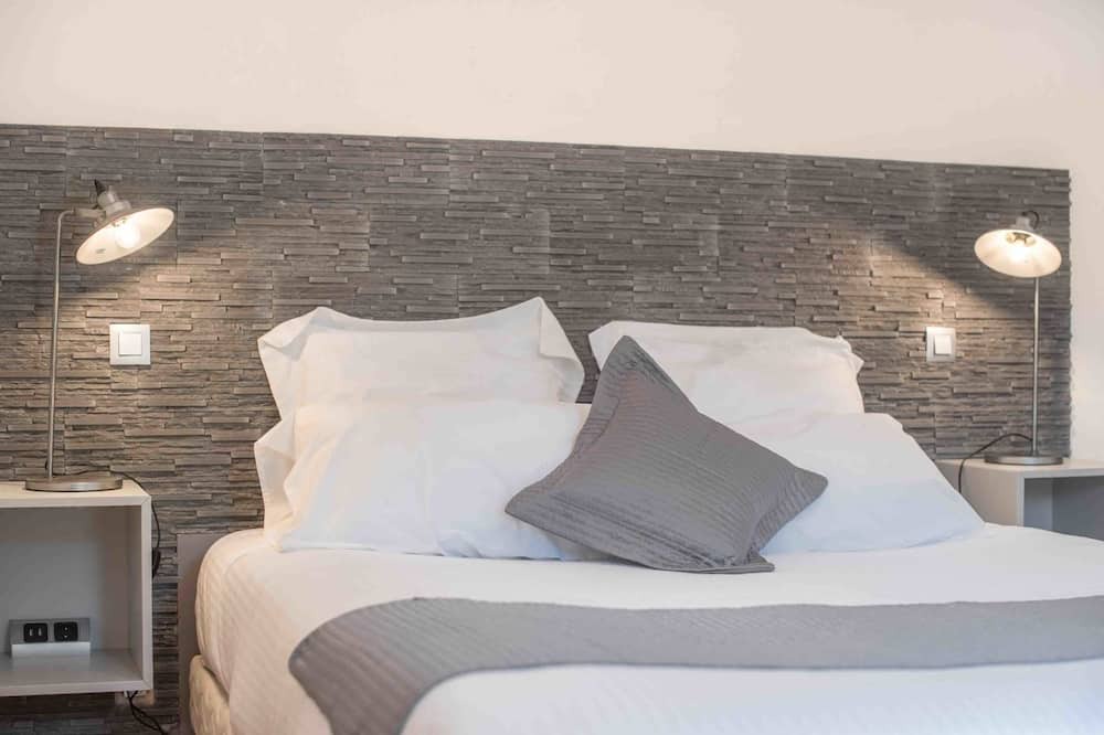 Photo of Bedroom in Lescure-dAlbigeois