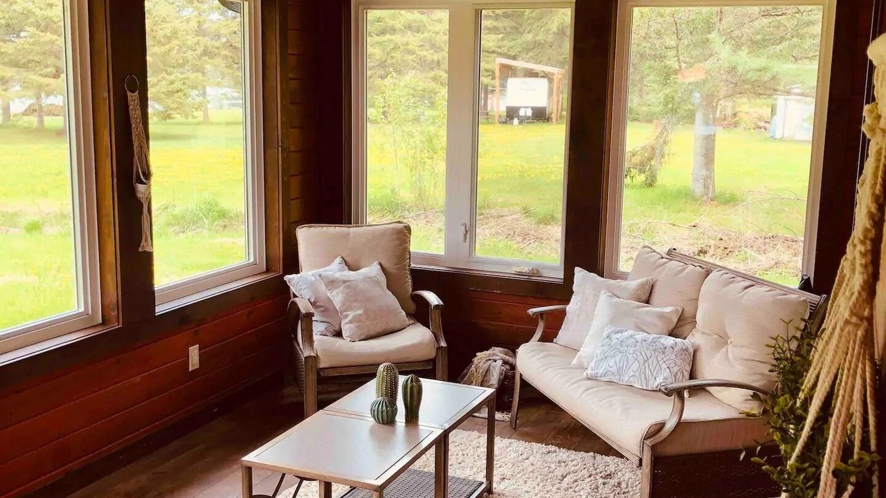 Photo of Livingroom in Glenfield