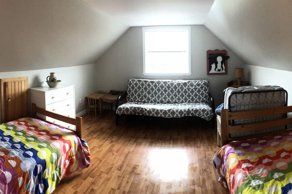 Photo of Bedroom in Chelton