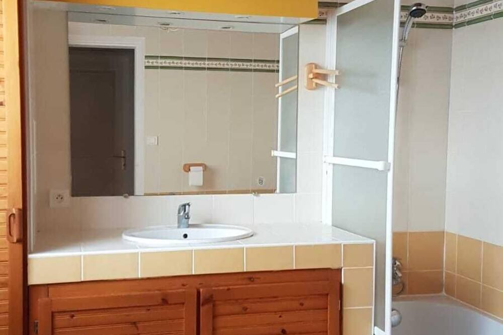 Photo of Bathroom in Le Fenouiller