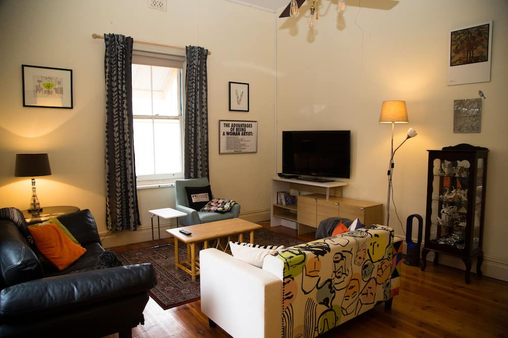 Photo of Livingroom in Booyoolie