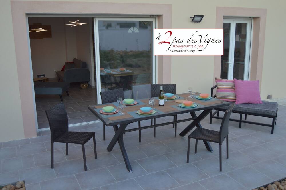 Photo of Patio Balcony in Chateauneuf-du-Pape