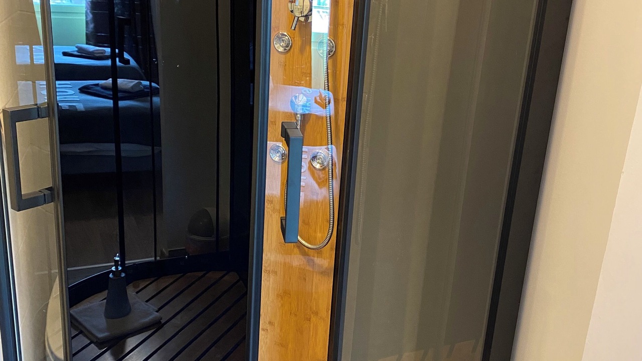 Photo of Bedroom in Saint-Amand-Montrond