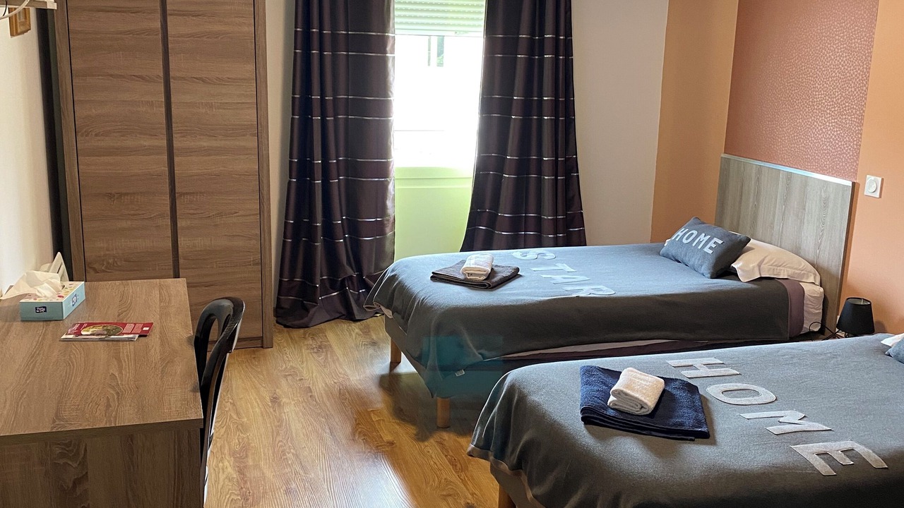 Photo of Bedroom in Saint-Amand-Montrond