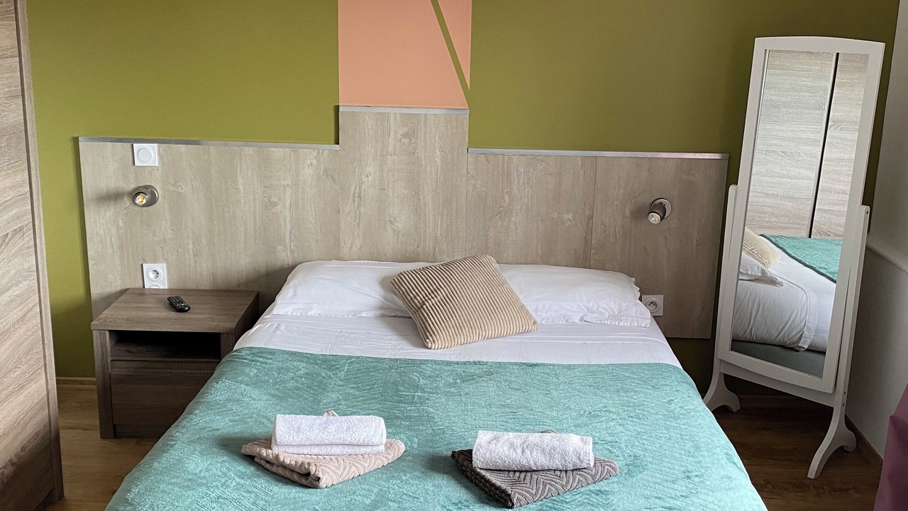 Photo of Bedroom in Saint-Amand-Montrond