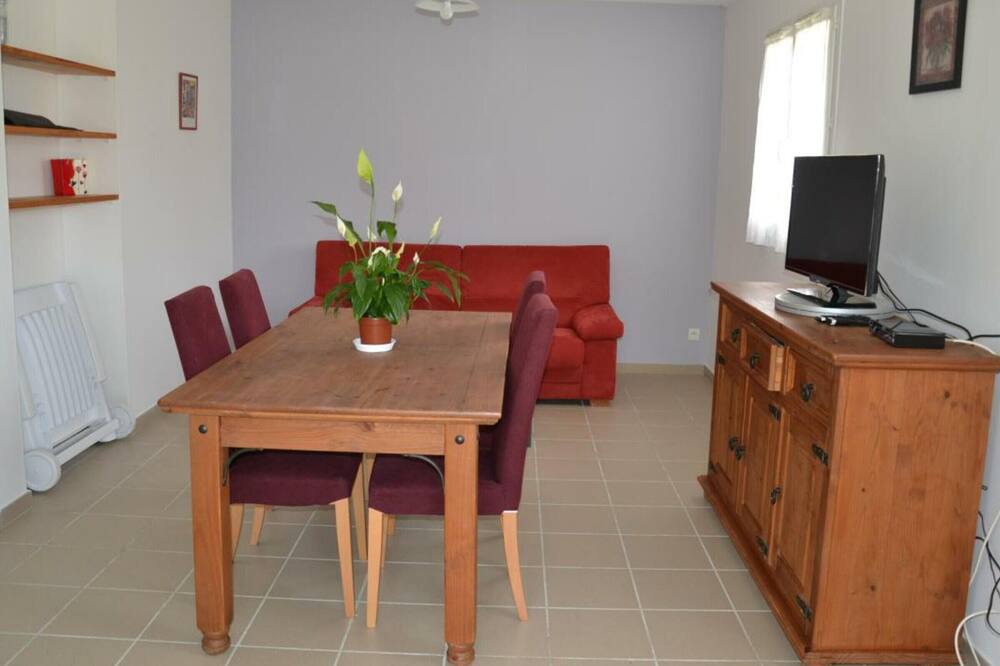 Photo of Livingroom in Mugron