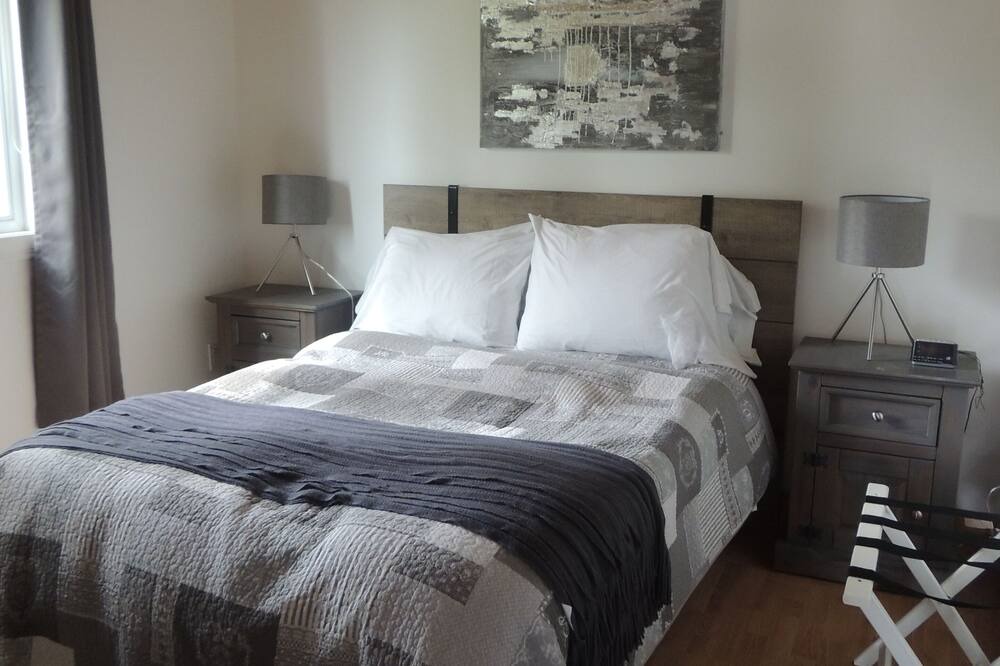 Photo of Bedroom in Larouche