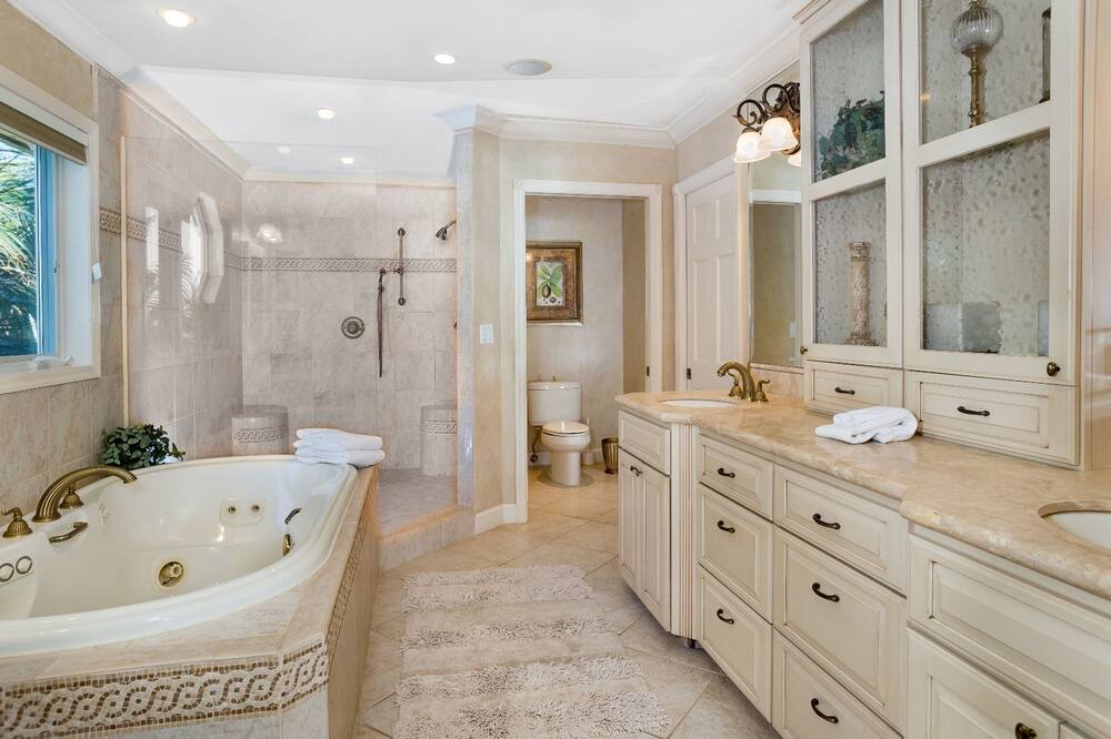 Photo of Bathroom in Captiva
