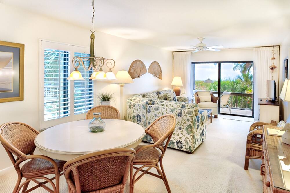 Photo of Livingroom in Captiva