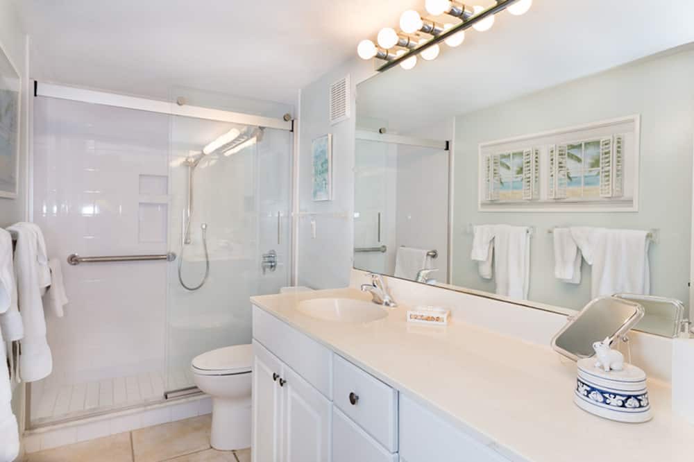 Photo of Bathroom in Captiva