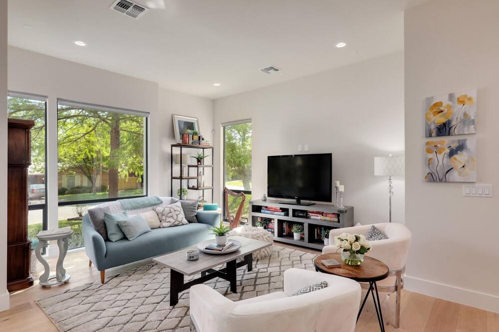 Photo of Bedroom in Barton Hills