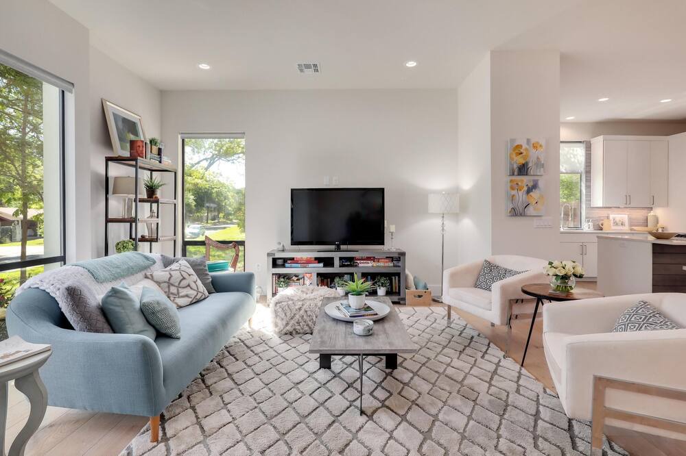 Photo of Bedroom in Barton Hills