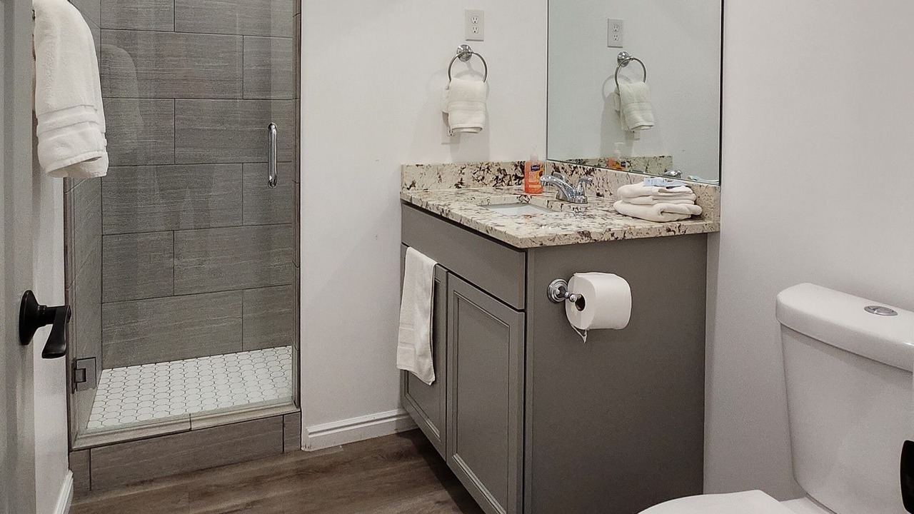 Photo of Bathroom in Hurricane