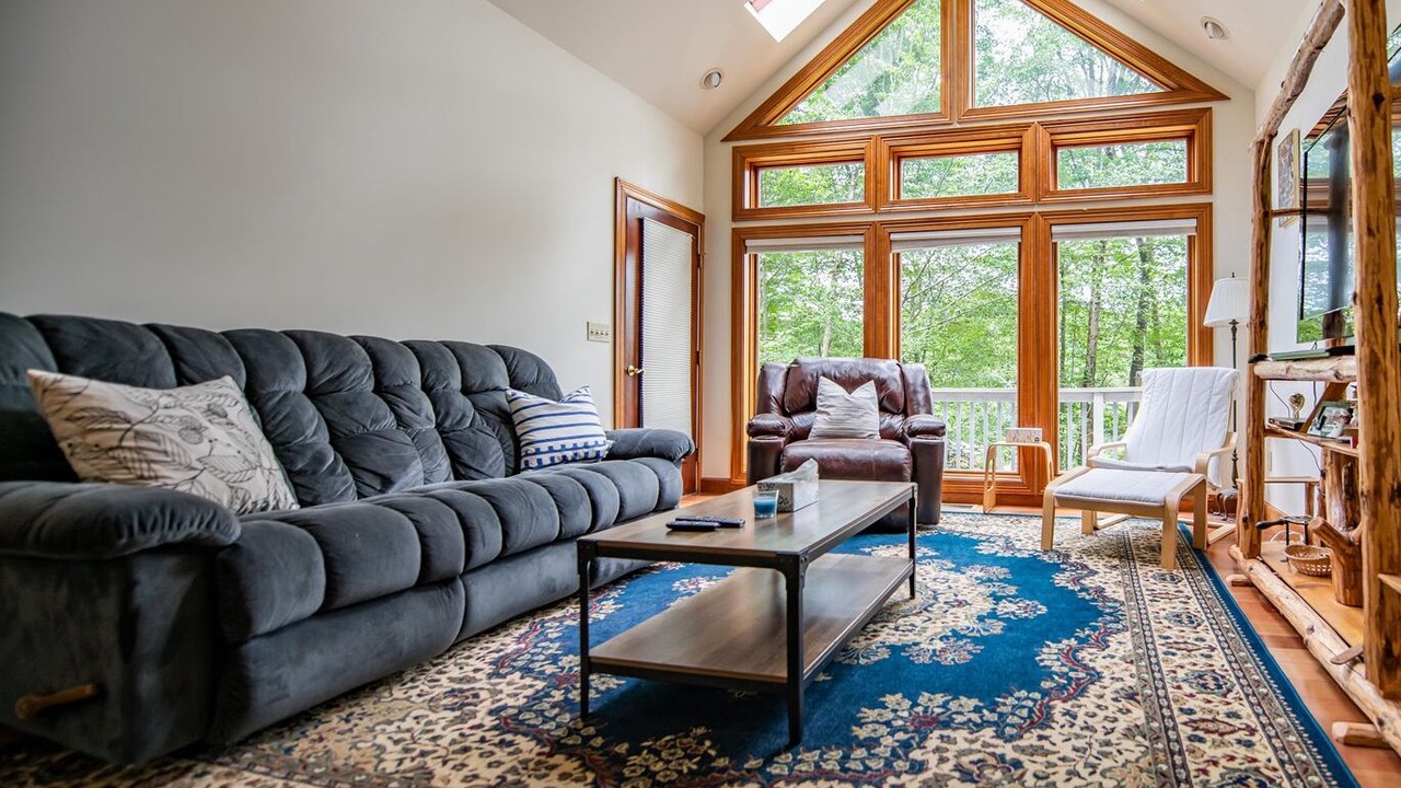 Photo of Livingroom in Eagles Mere